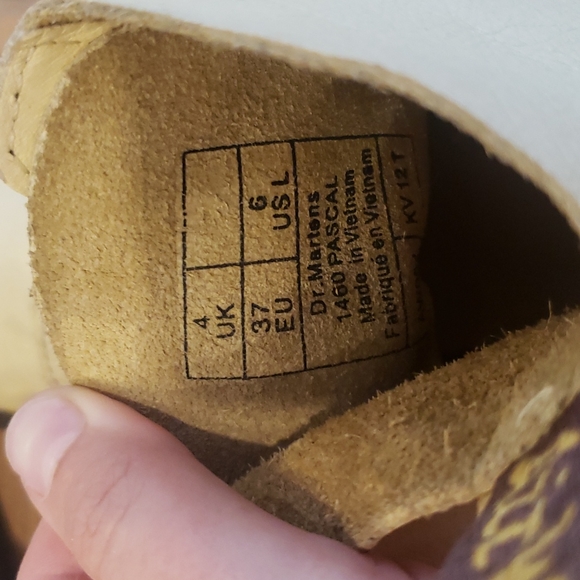 Light yellow Pascal Dr Martens 💛 soft leather boots sz 6 ladies - Picture 13 of 13